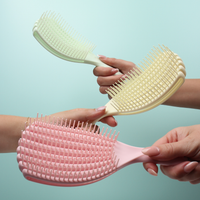 flexiflow detangler - pistachio cream